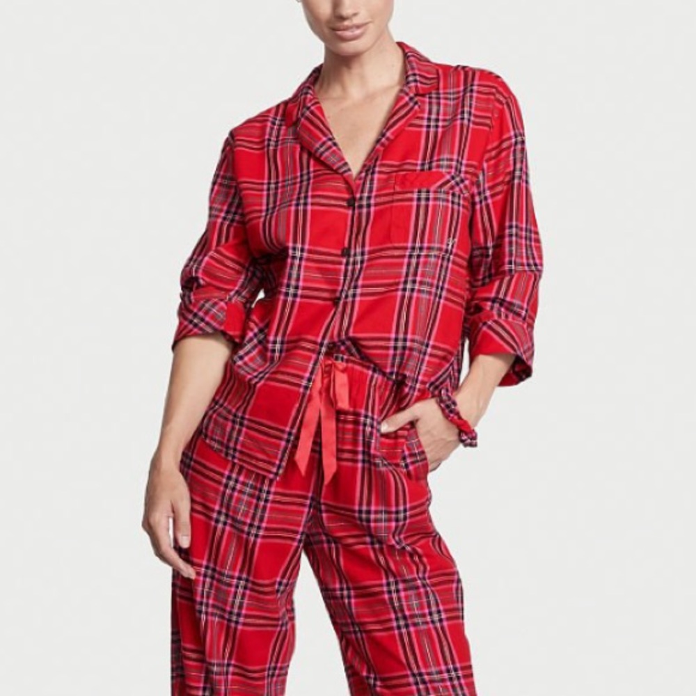 Victoria’s Secret Gingham Pajama Top - Picture 1 of 7